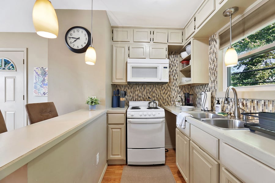 Furnished Finder property 893637_1 photo 3