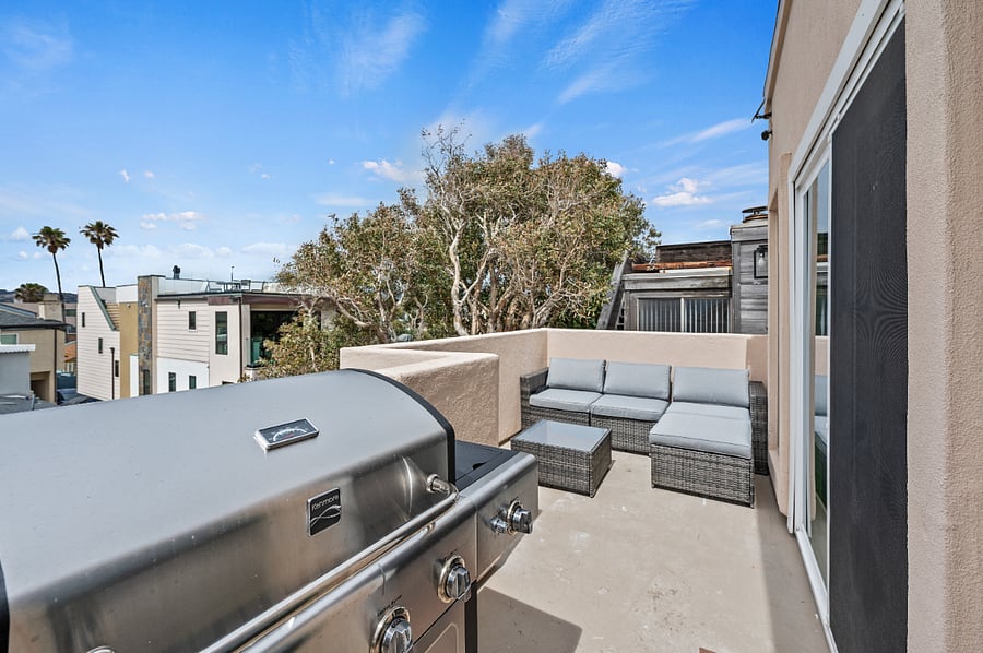Furnished Finder property 893651_1 photo 25