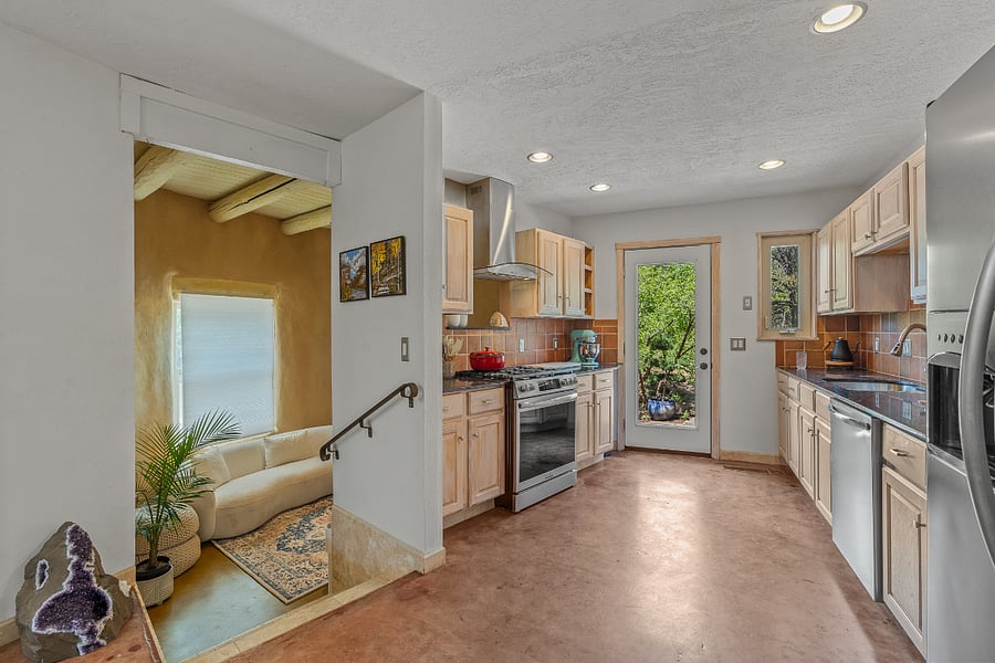 Furnished Finder property 893658_1 photo 8