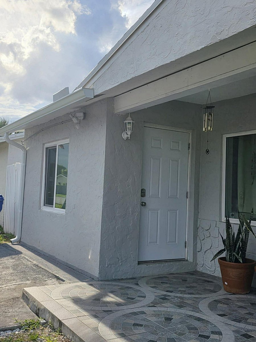 Furnished Finder property 893727_1 photo 3