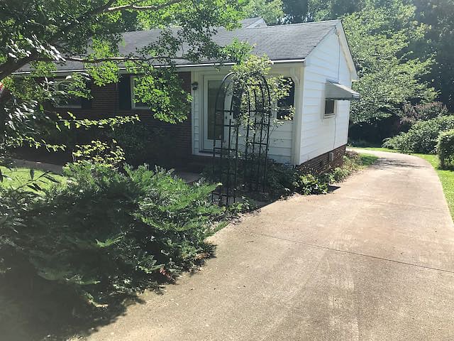 Furnished Finder property 893734_1 photo 9