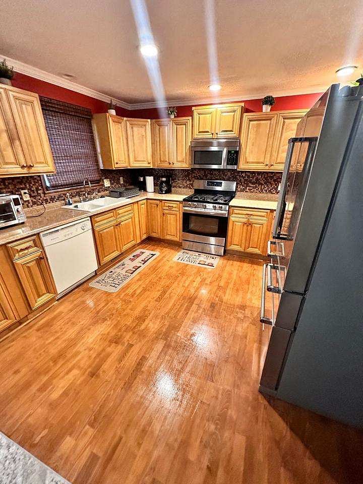 Furnished Finder property 893817_1 photo 5