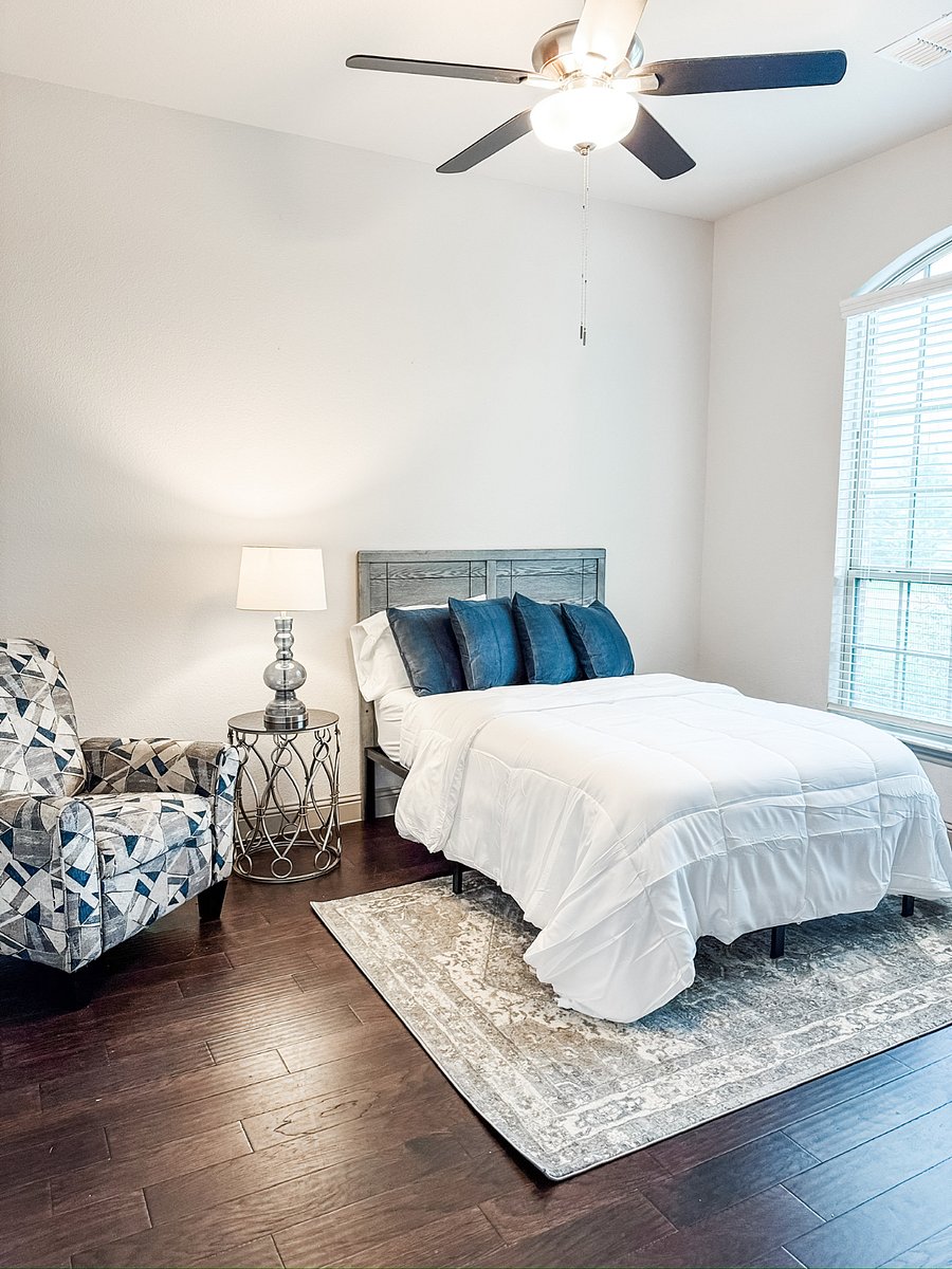 Furnished Finder property 893818_1 photo 8
