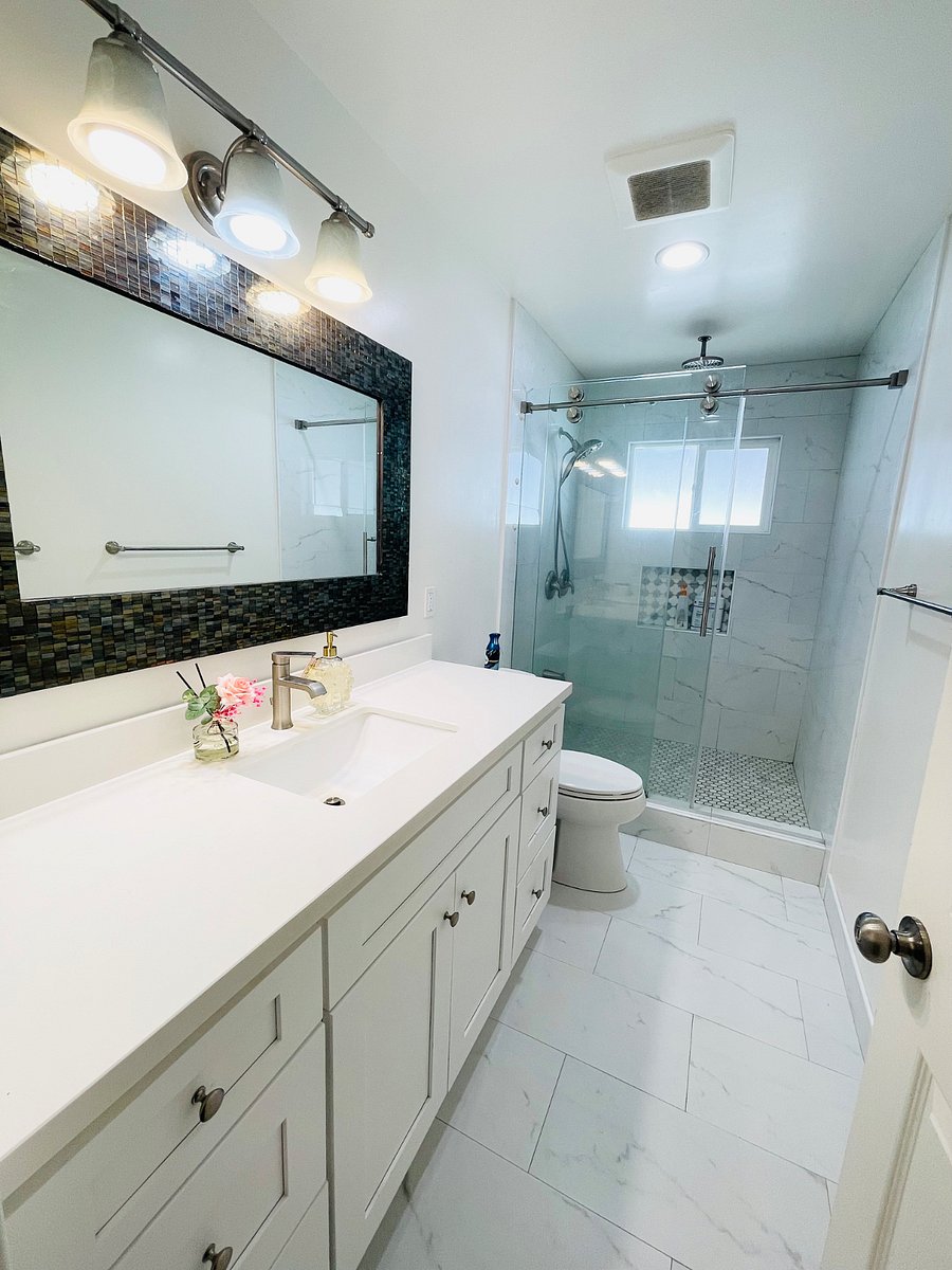 2nd bathroom 