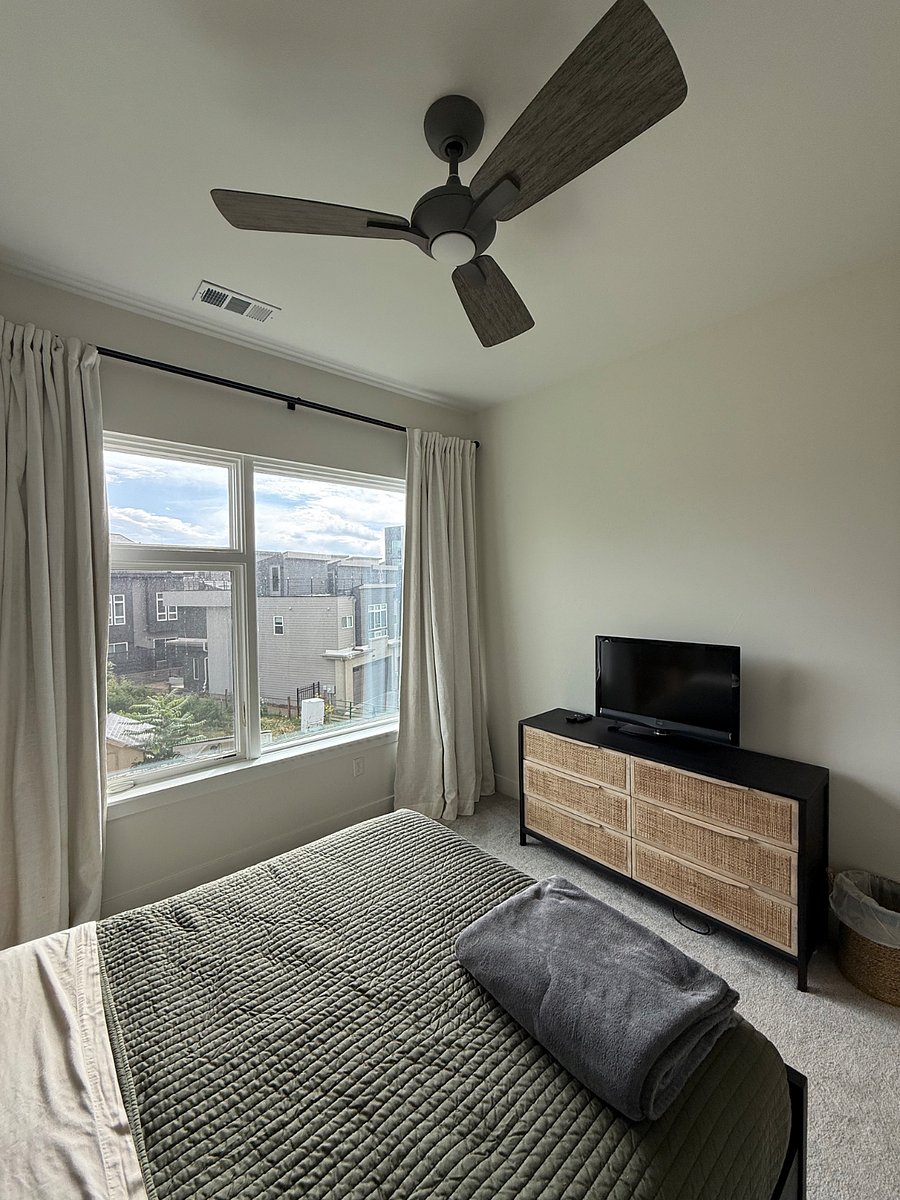 Furnished Finder property 893845_1 photo 18