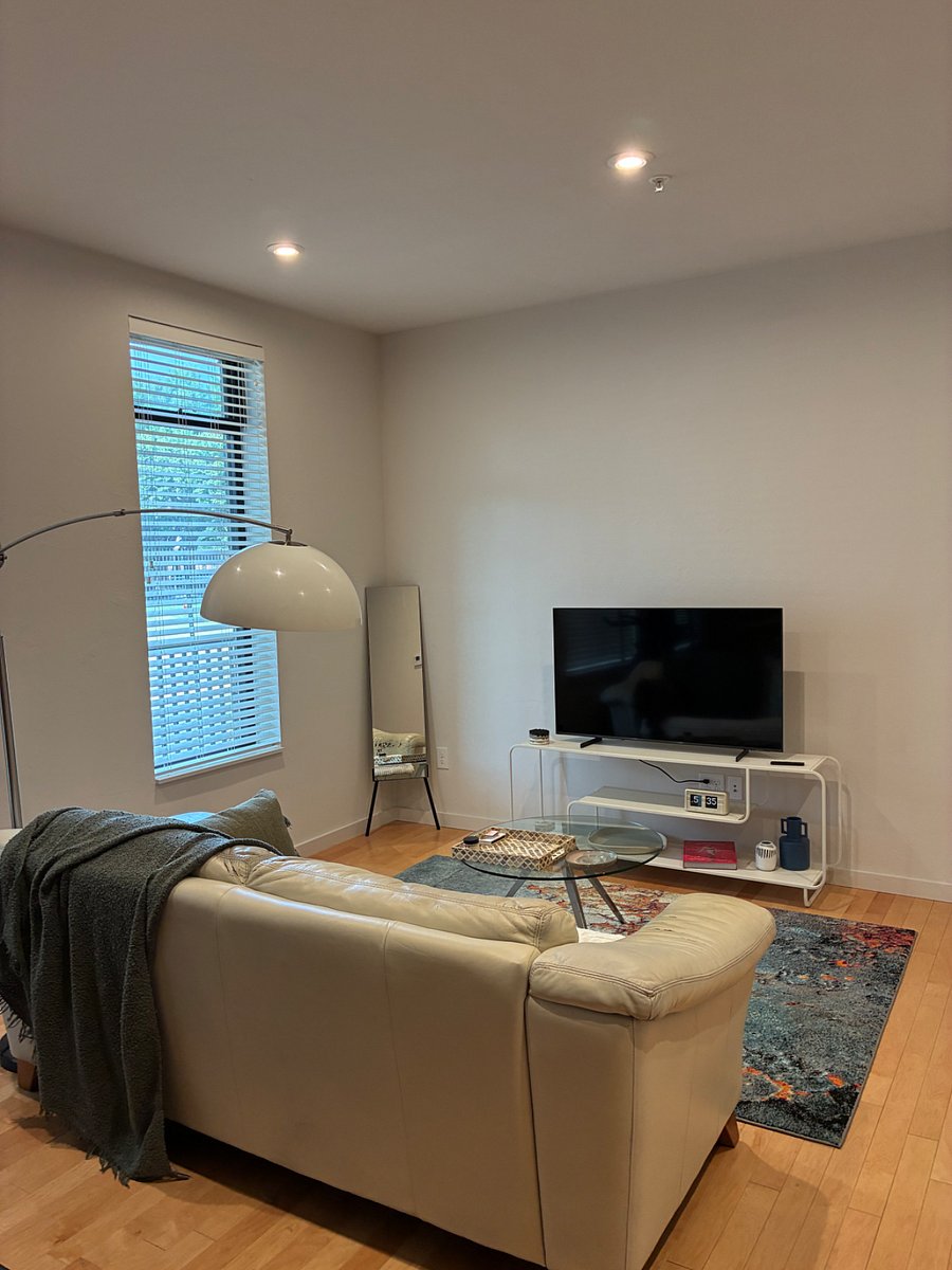 Furnished Finder property 893847_1 photo 3