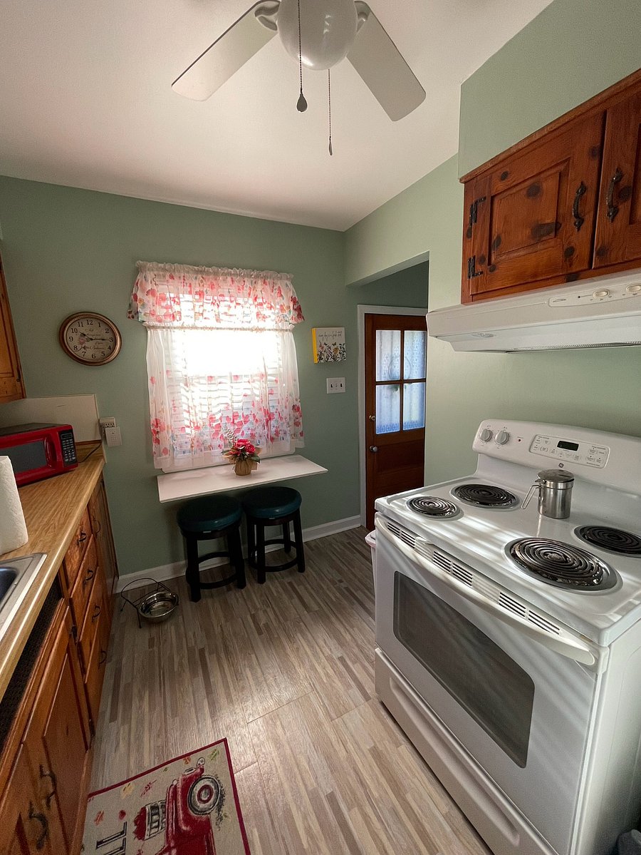 Furnished Finder property 893851_1 photo 4