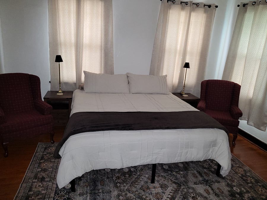 Large Bedroom
