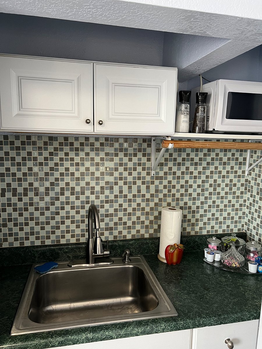 Furnished Finder property 893880_1 photo 4