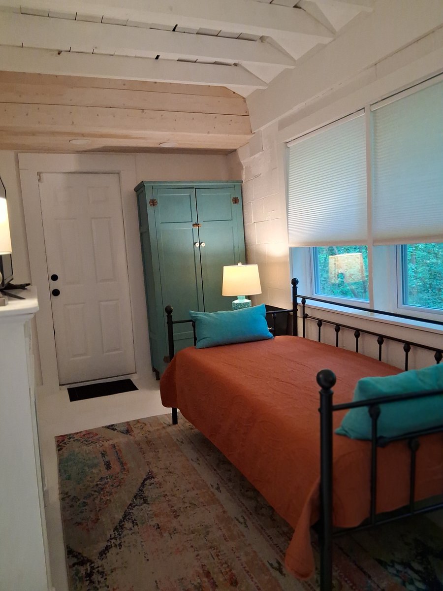 Furnished Finder property 893884_1 photo 22