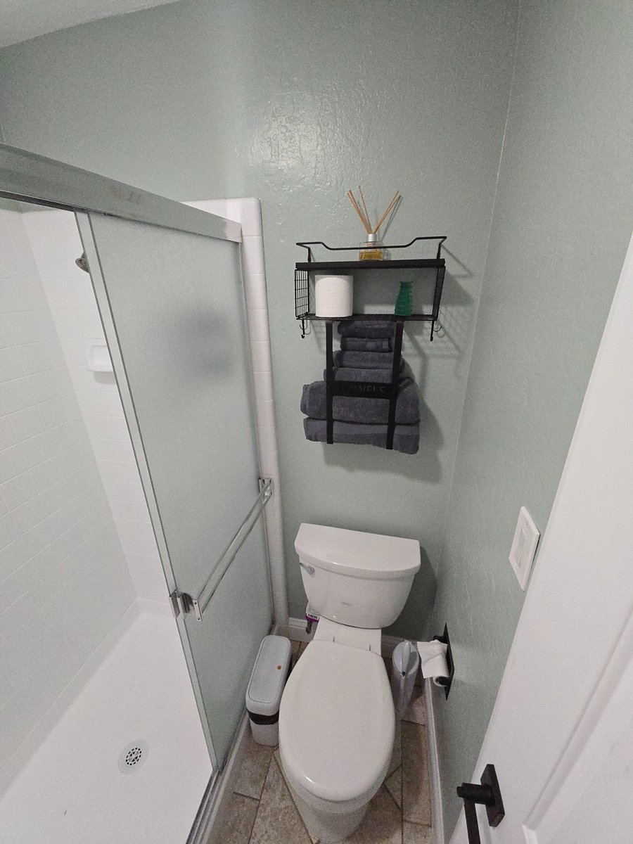 Private bathroom- towels provided