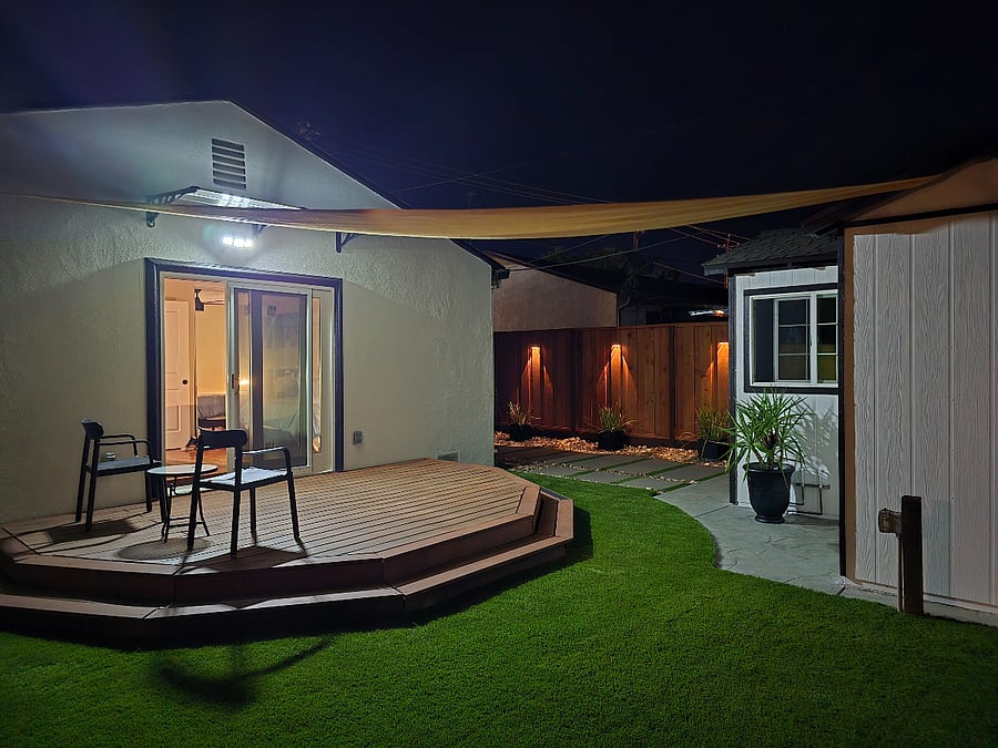 Private fully fenced back yard.