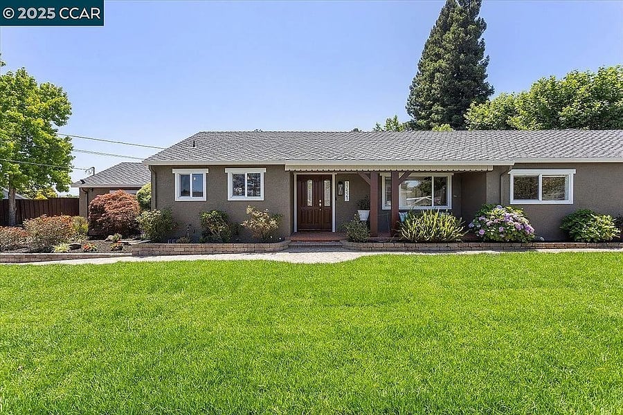 Furnished Finder property 893904_1 photo 11
