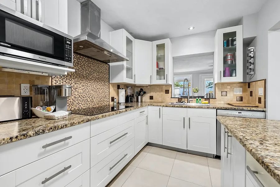 Furnished Finder property 893964_1 photo 4