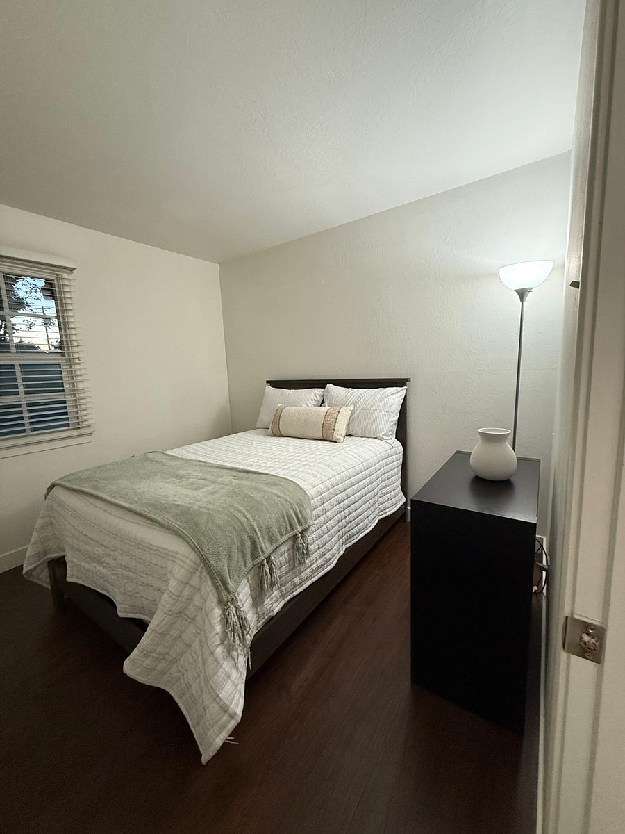 Furnished Finder property 894076_1 photo 3