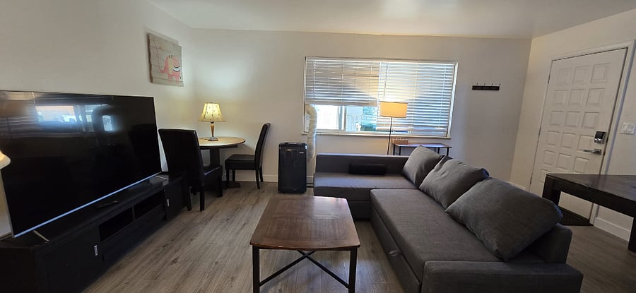 Furnished Finder property 894098_1 photo 4