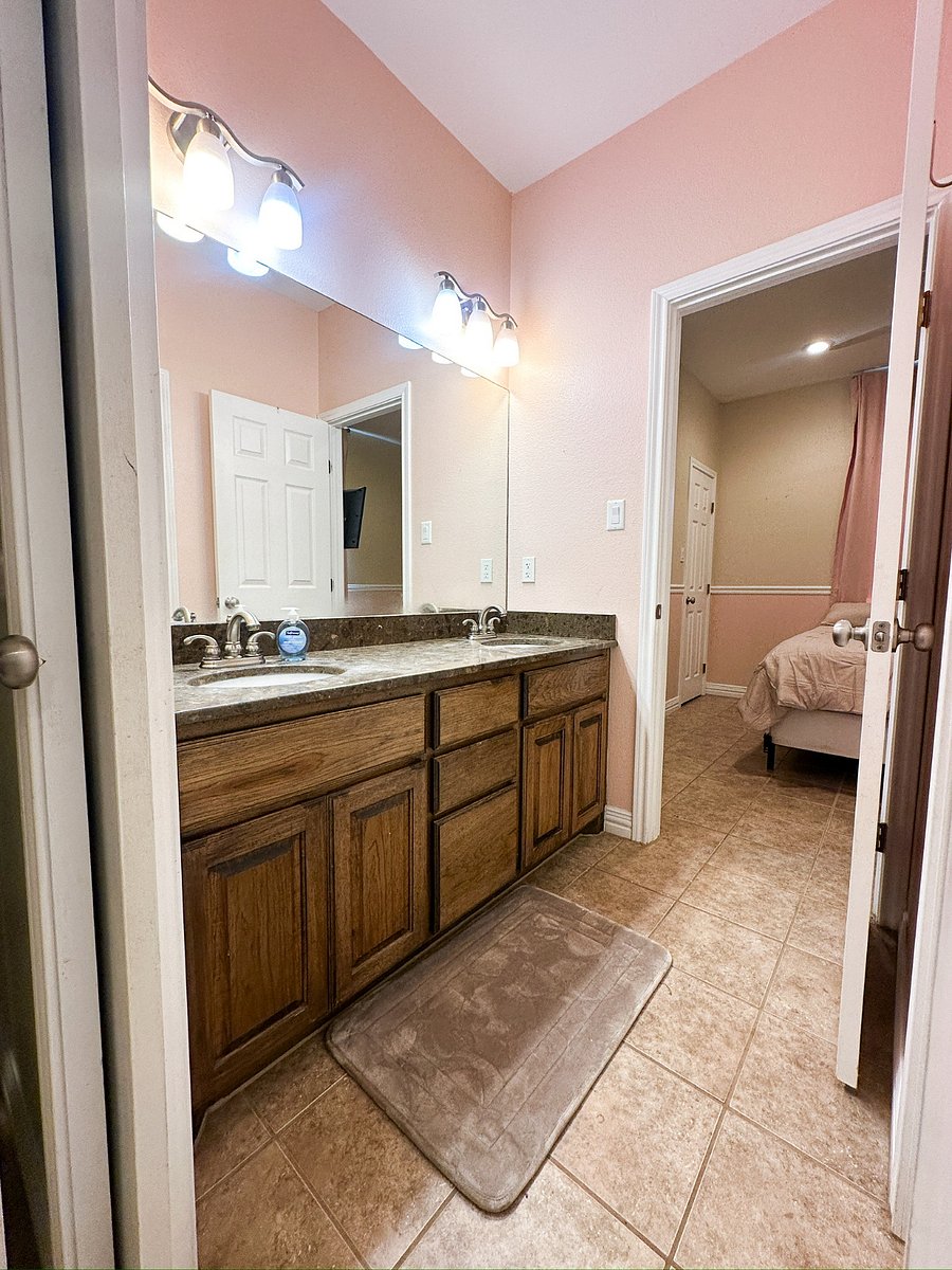 Furnished Finder property 894100_1 photo 19