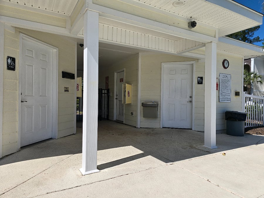 pool clubhouse bathrooms