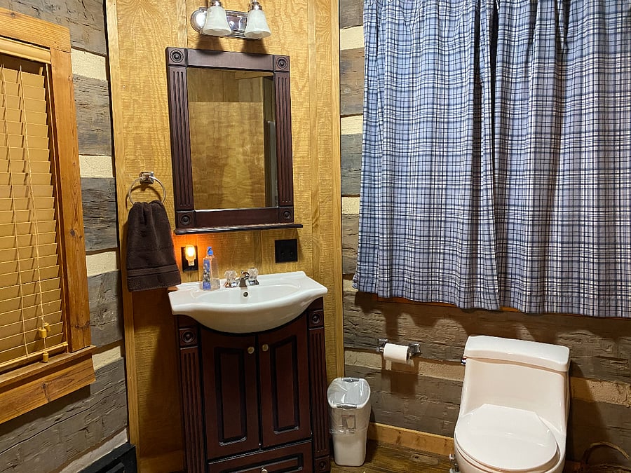 Master bathroom.