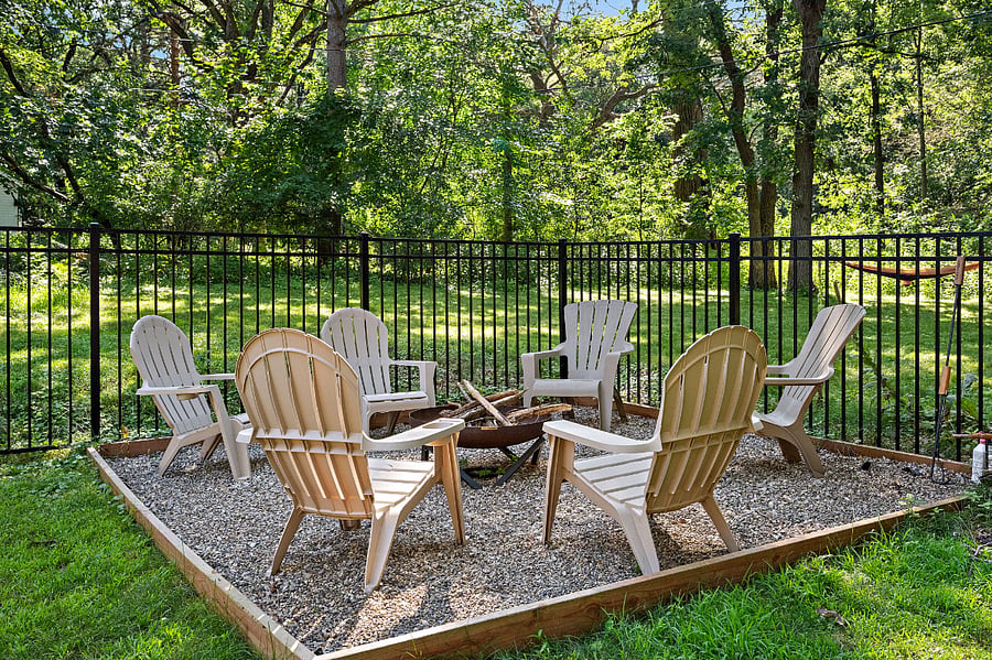Enjoy fires surrounded by nature