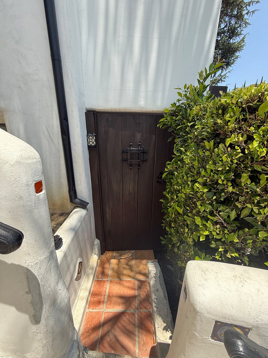 Furnished Finder property 894159_1 photo 15