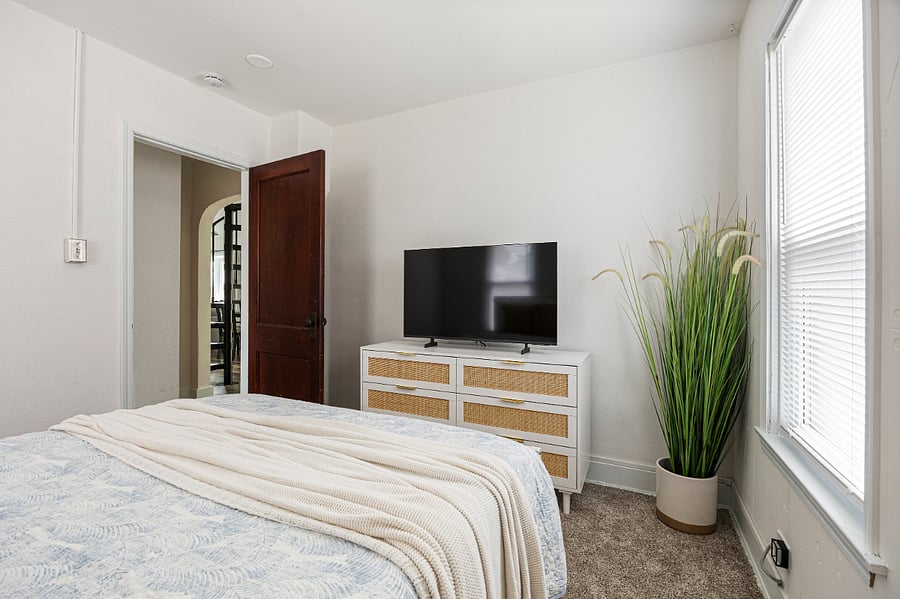 Furnished Finder property 894179_1 photo 2