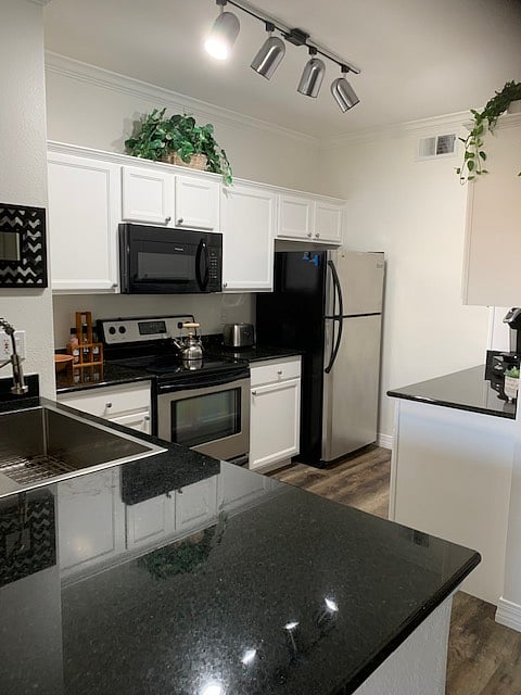 Furnished Finder property 894201_1 photo 4