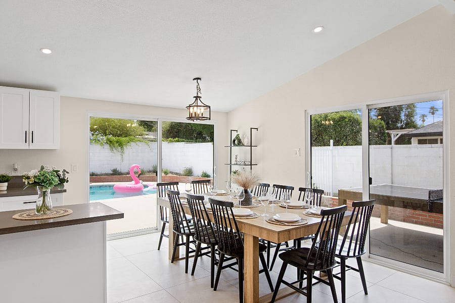 Open dining area perfect for families, corporate teams, or nurses