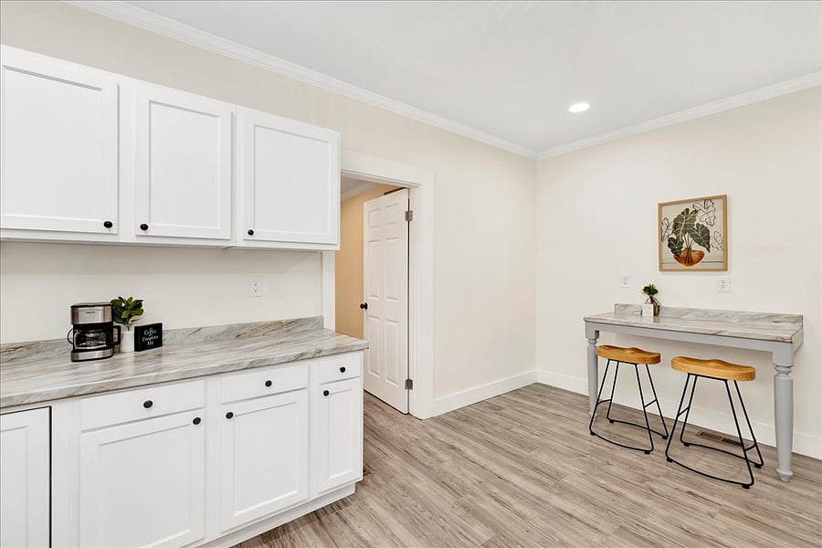 +Kitchen
+Second desk
+New appliances as of 2025