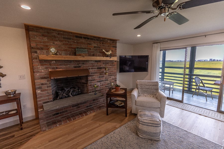 Living Room fireplace with gas log.