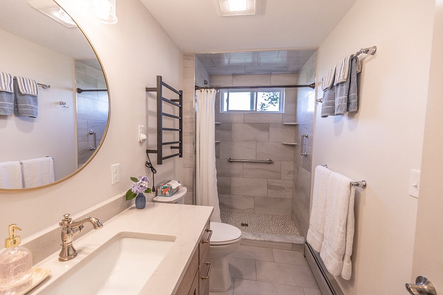 Three quarter Bath