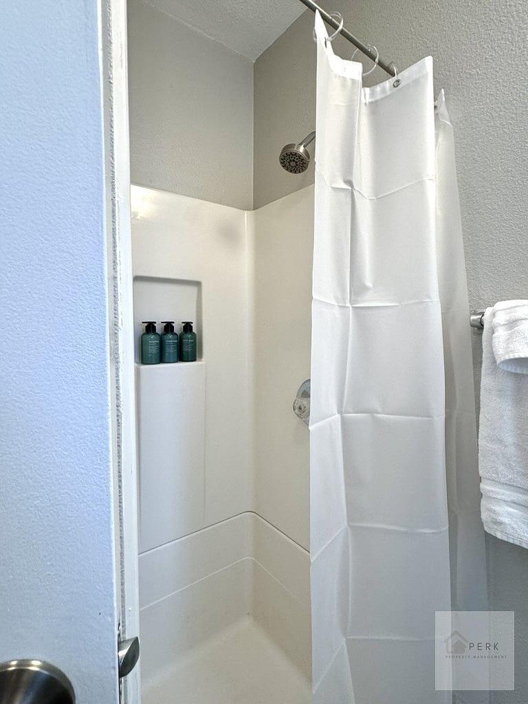 Furnished Finder property 894371_1 photo 3