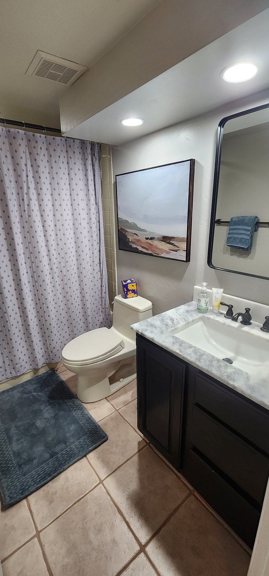 Second Bathroom with tub