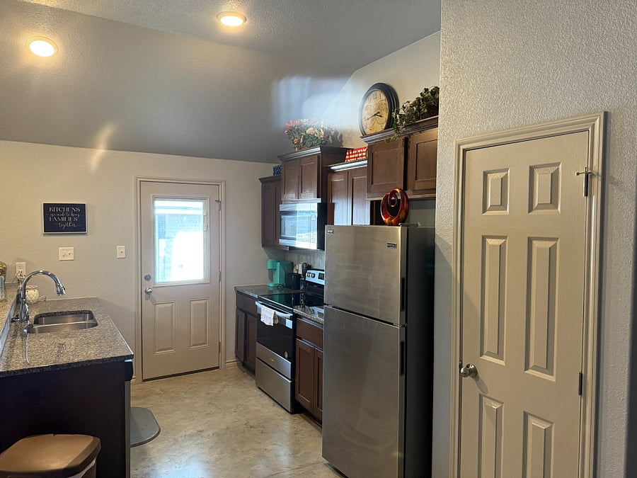 Furnished Finder property 894414_1 photo 33