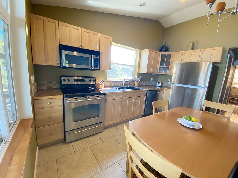 Furnished Finder property 894420_1 photo 3