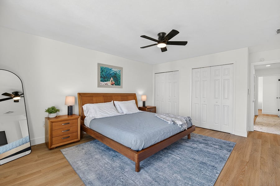 Bedroom 3 with king bed