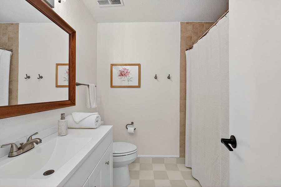 Ensuite bathroom