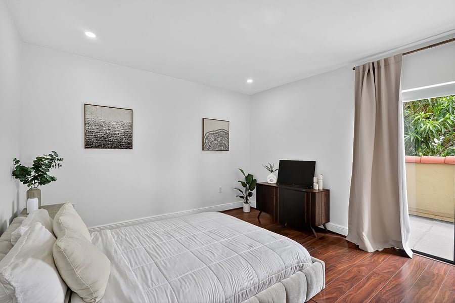 Furnished Finder property 894496_1 photo 17