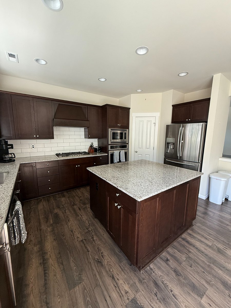 Furnished Finder property 894510_1 photo 3