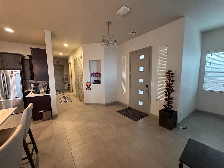 Furnished Finder property 894537_1 photo 3