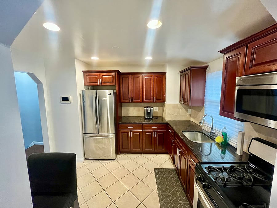 Furnished Finder property 894570_2 photo 5
