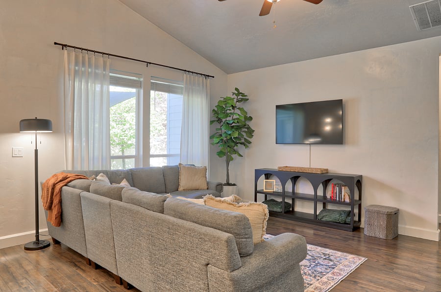 Furnished Finder property 894576_1 photo 20