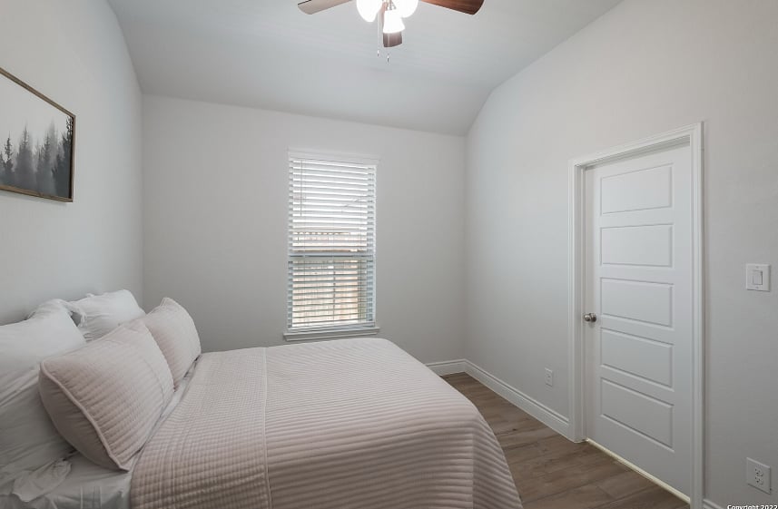 Furnished Finder property 894589_1 photo 14