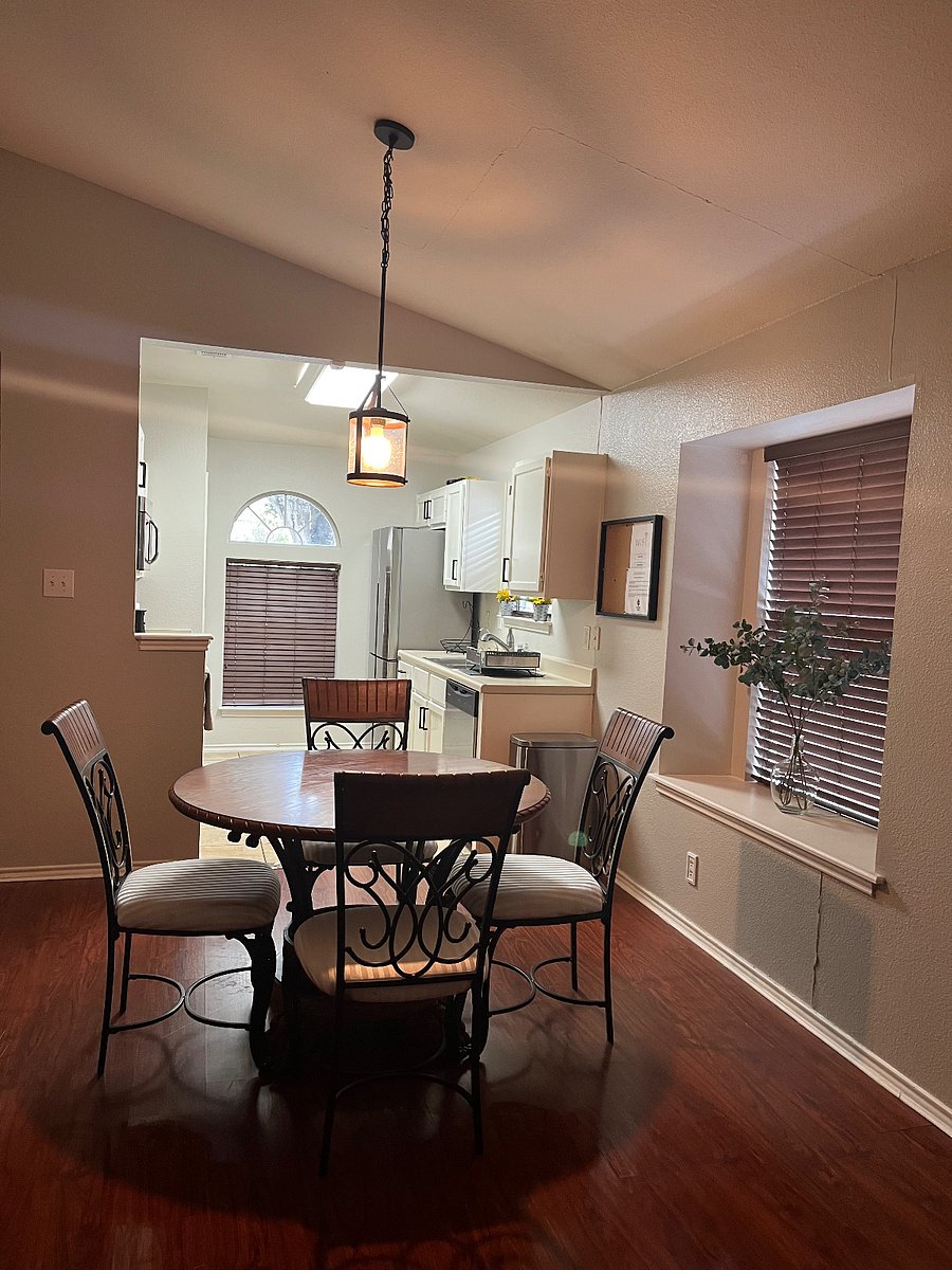 Furnished Finder property 894595_1 photo 4
