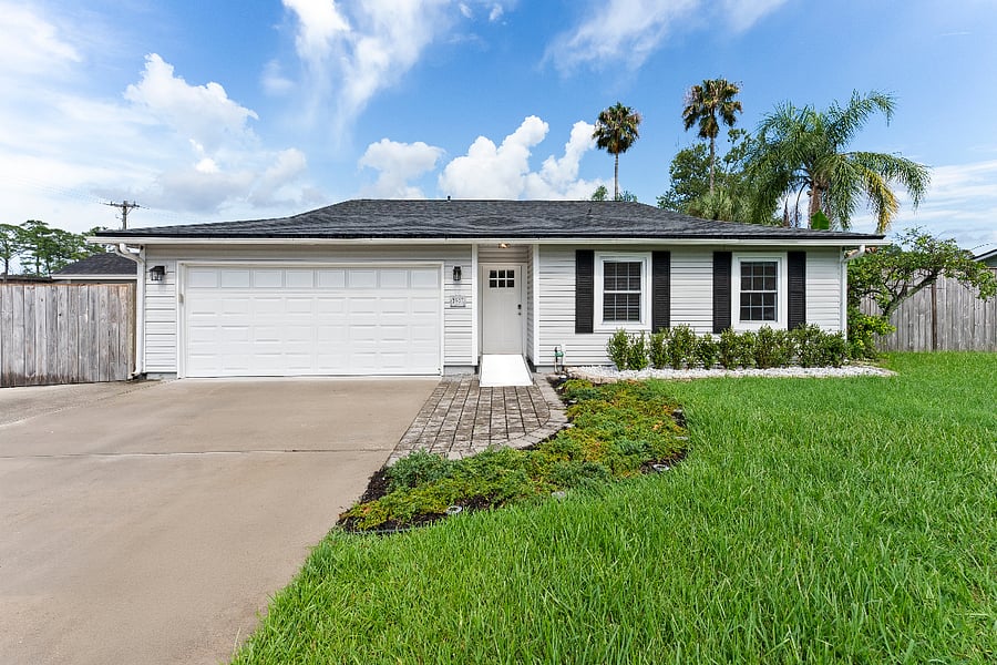 Arrive with ease to this single-story home featuring a wheelchair-accessible front ramp and level entry. The clean exterior, well-kept lawn, and peaceful setting offer a warm, welcoming arrivaljust minutes from Mayo Clinic.