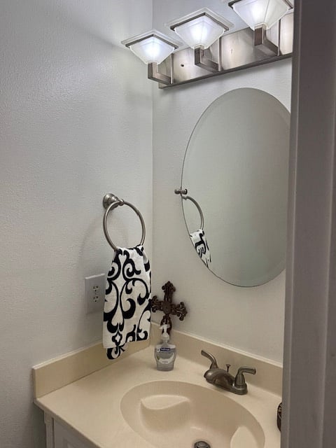 Downstairs 1/2 bath vanity