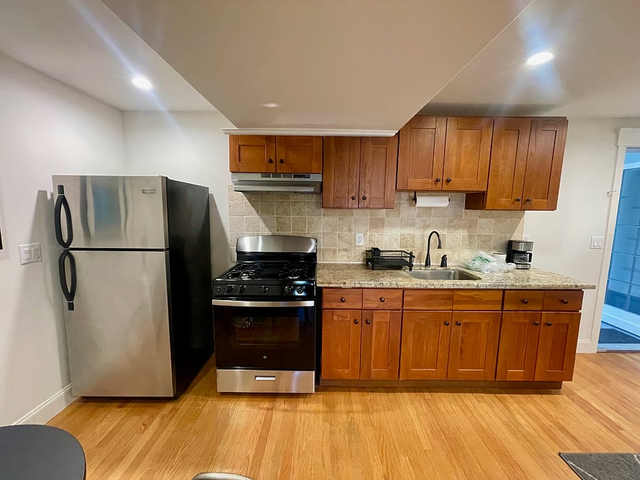 updated photo of kitchen with stove added