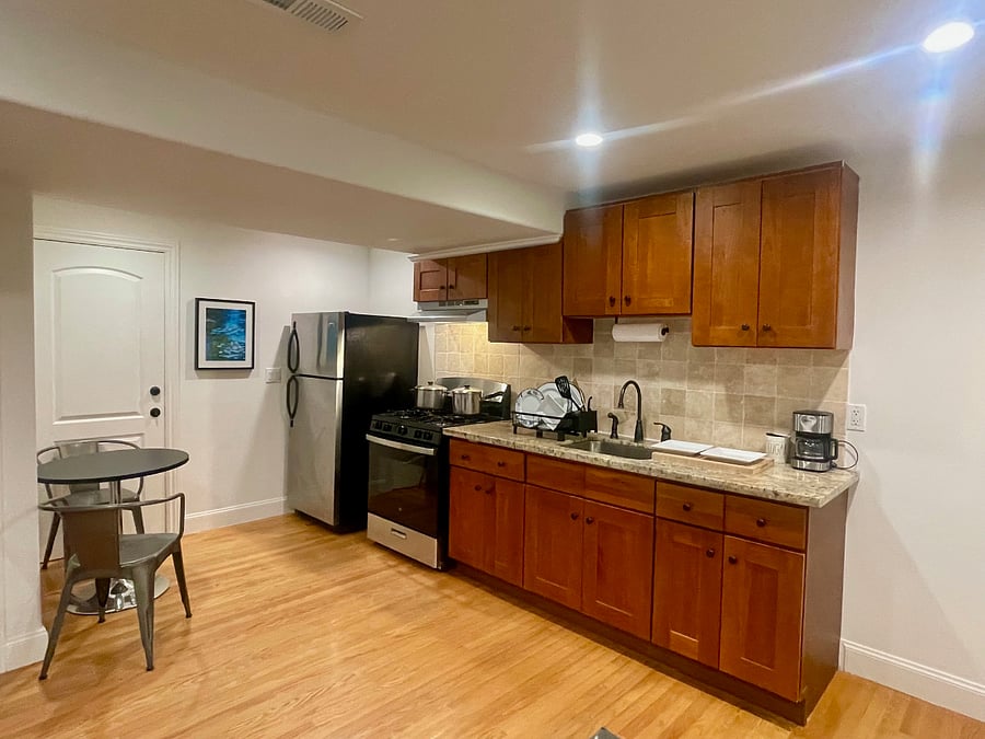 updated photo of kitchen with stove added