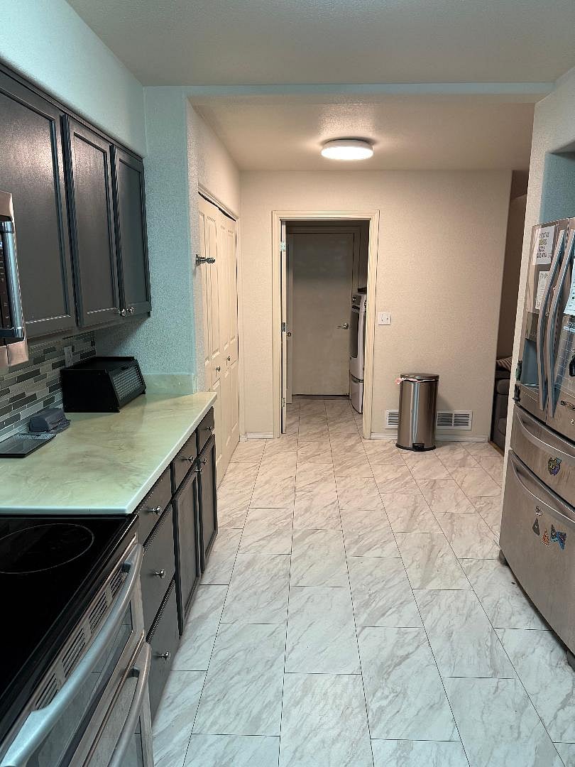 Furnished Finder property 894798_1 photo 7