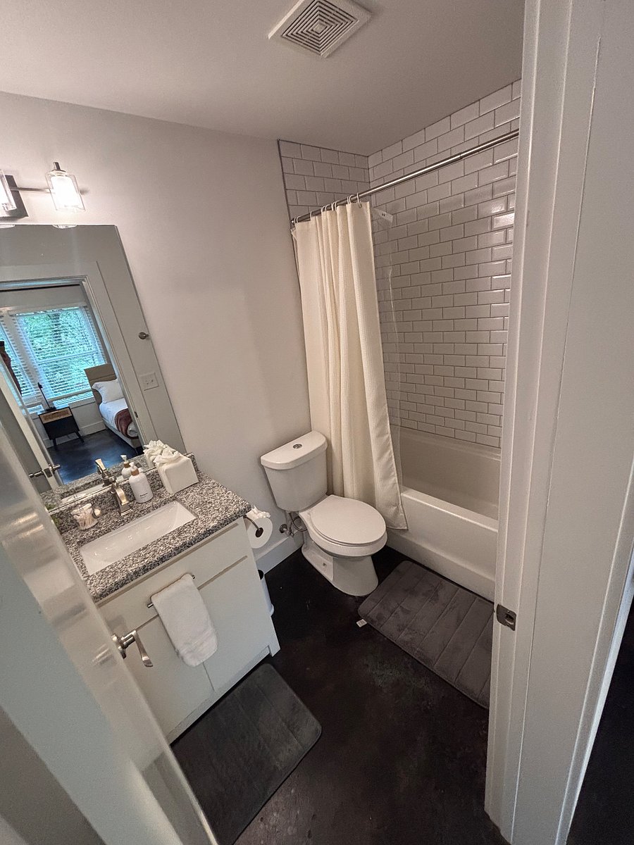 Bathroom in first floor bedroom